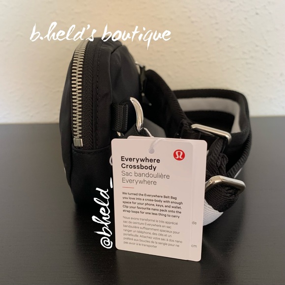 lululemon Everywhere Crossbody Bag in Black/White Neutral OS Brand New NWT - Picture 2 of 16
